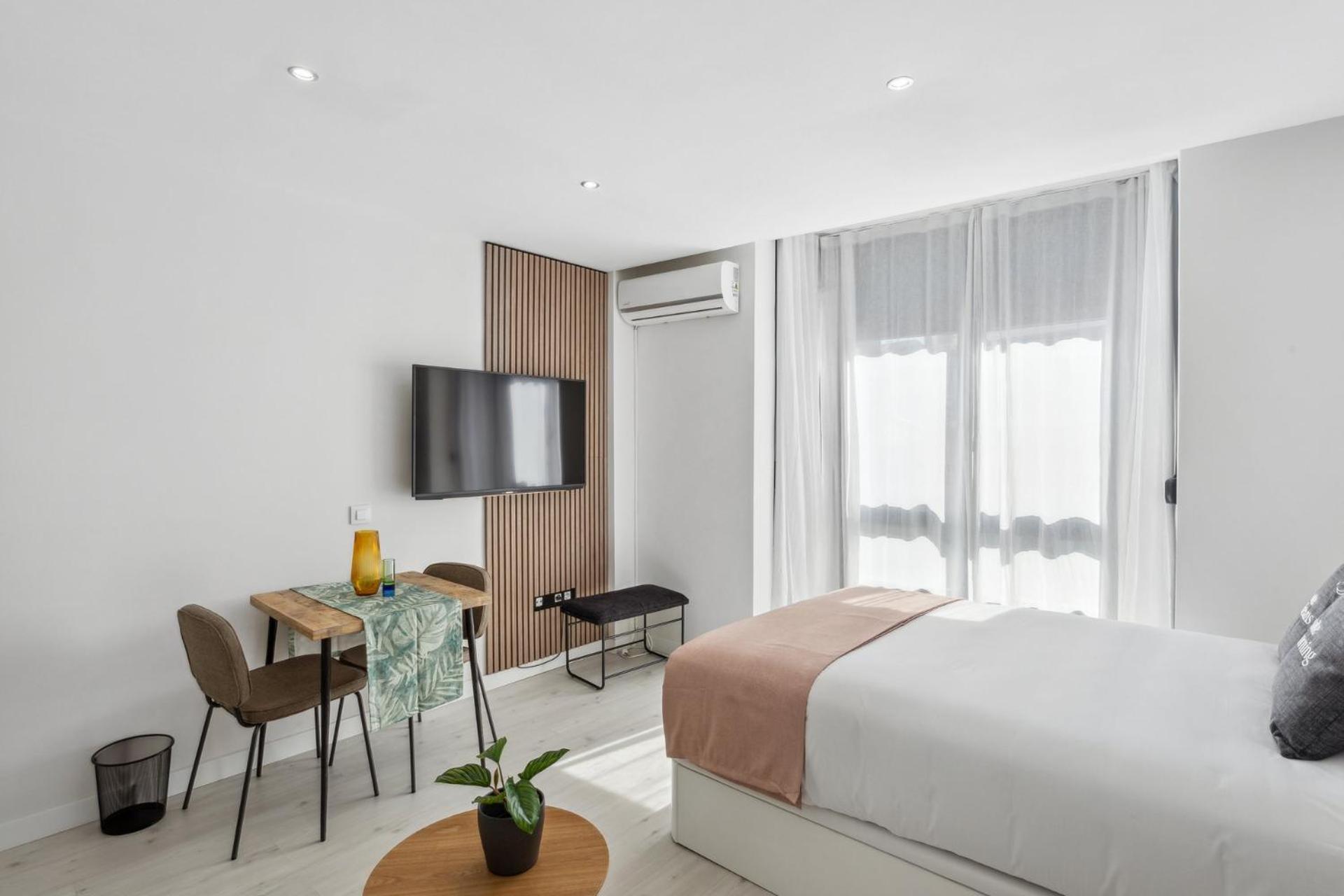 Limehome Madrid Calle De La Paloma Cameră foto